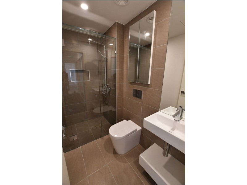 104/956 Doncaster Road, Doncaster East VIC 3109