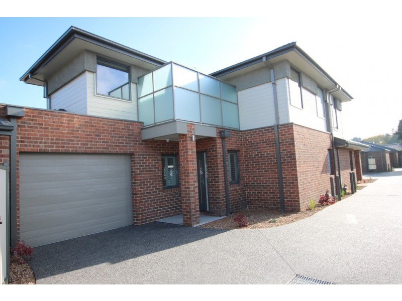 2/10 Devon Road, Pascoe Vale VIC 3044