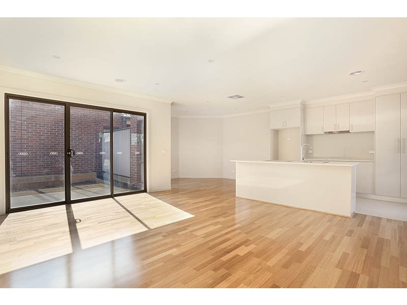4/10 Devon Road, Pascoe Vale VIC 3044