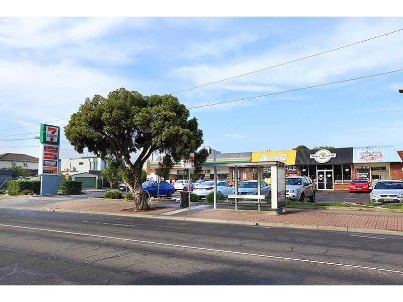 2/4 Manly Court, Coburg North VIC 3058