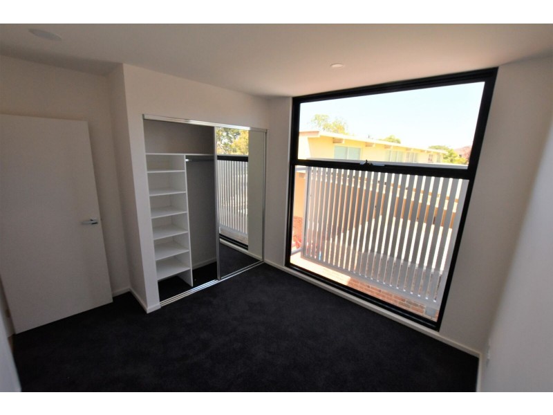 106/956 Doncaster Road, Doncaster East VIC 3109