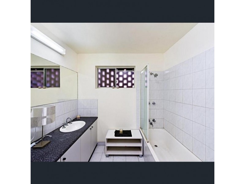 3/160 Lee Street, Carlton North VIC 3054