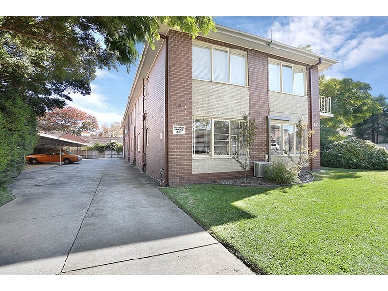 1/143 Booran Road, Caulfield North VIC 3161