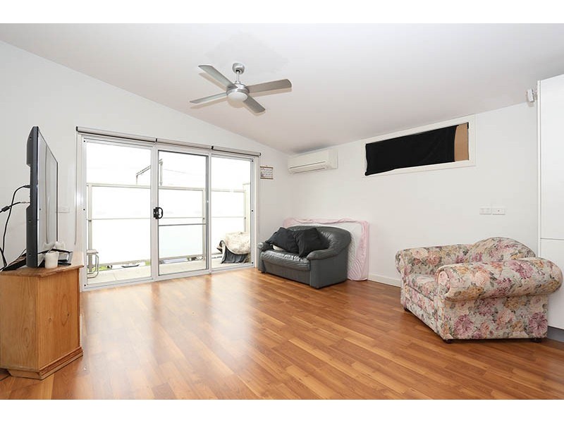 3/16 Lorensen Avenue, Coburg North VIC 3058