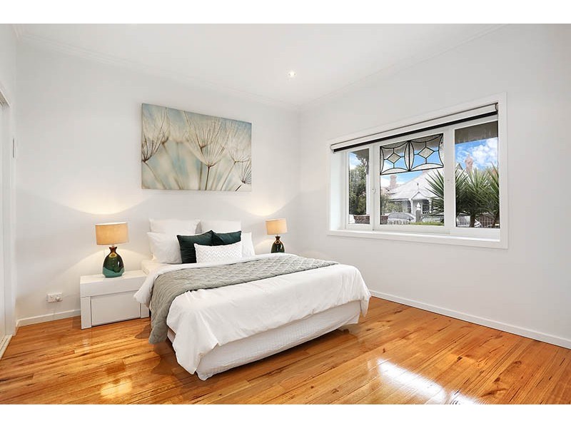 10 Aberdeen Street, Brunswick VIC 3056