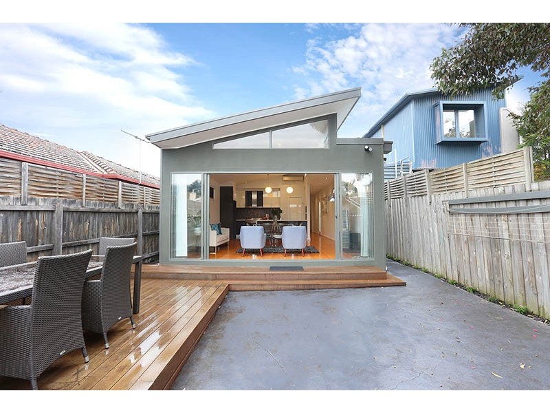 10 Aberdeen Street, Brunswick VIC 3056