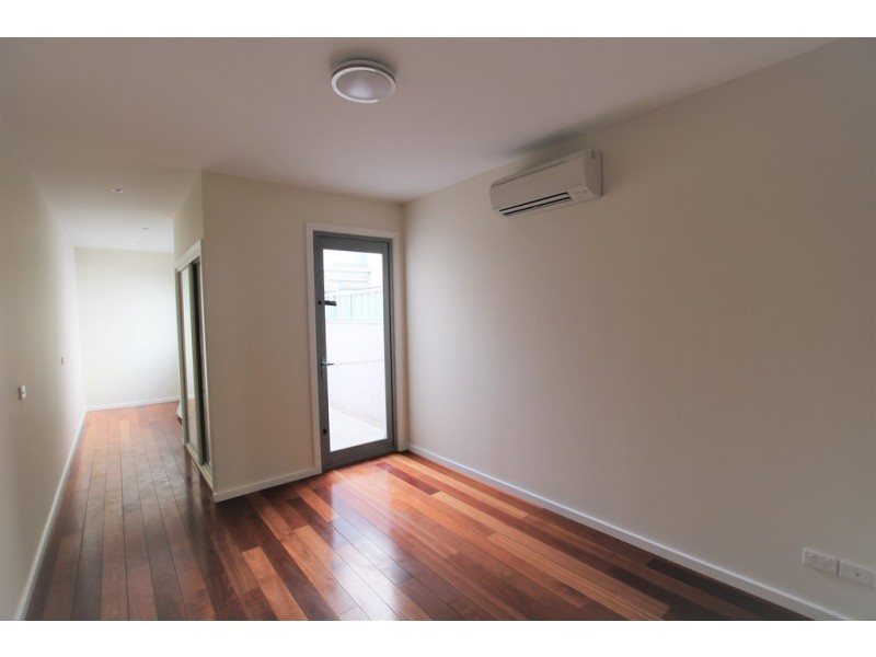 871B Sydney Road, Brunswick VIC 3056