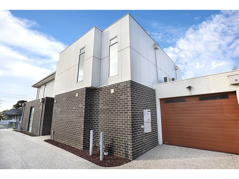 2/27 Horton Street, Reservoir VIC 3073