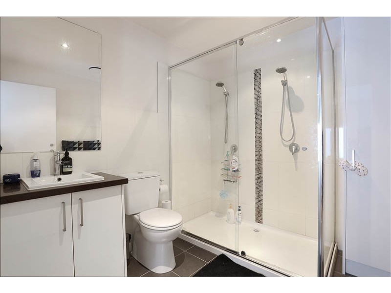 2/27 Horton Street, Reservoir VIC 3073