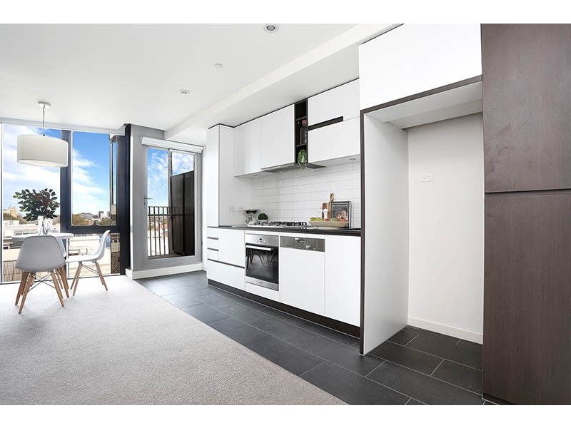 605 S / 227 Toorak Road, South Yarra VIC 3141