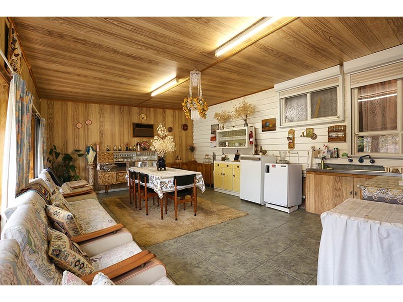 73 Melbourne Avenue, Glenroy VIC 3046