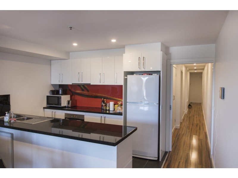 202/692 High Street, Thornbury VIC 3071