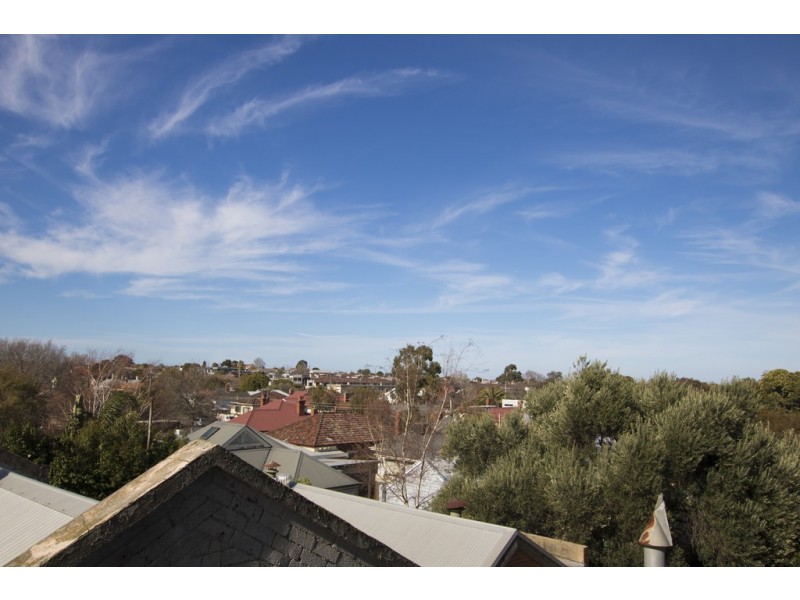 202/692 High Street, Thornbury VIC 3071