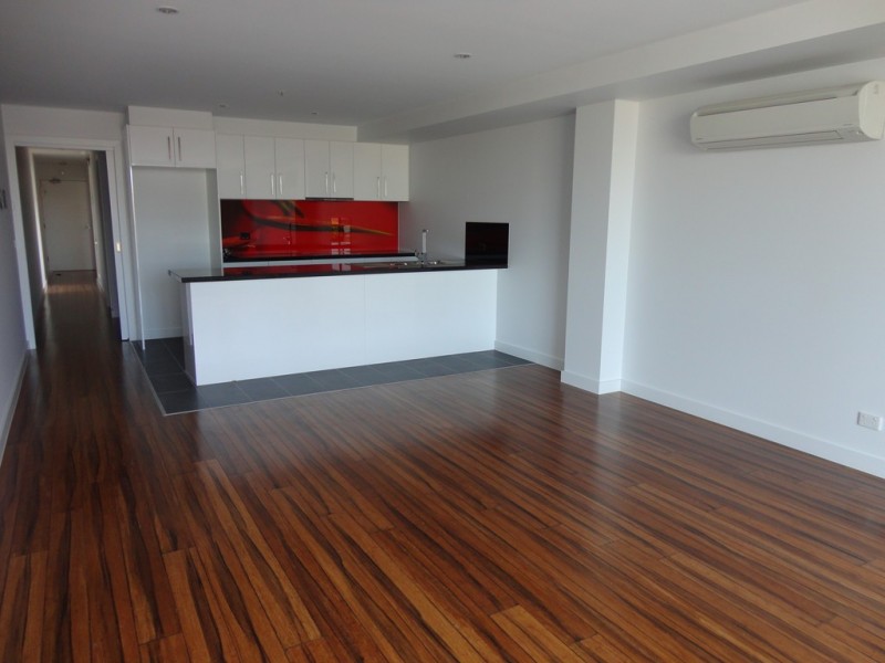 202/692 High Street, Thornbury VIC 3071