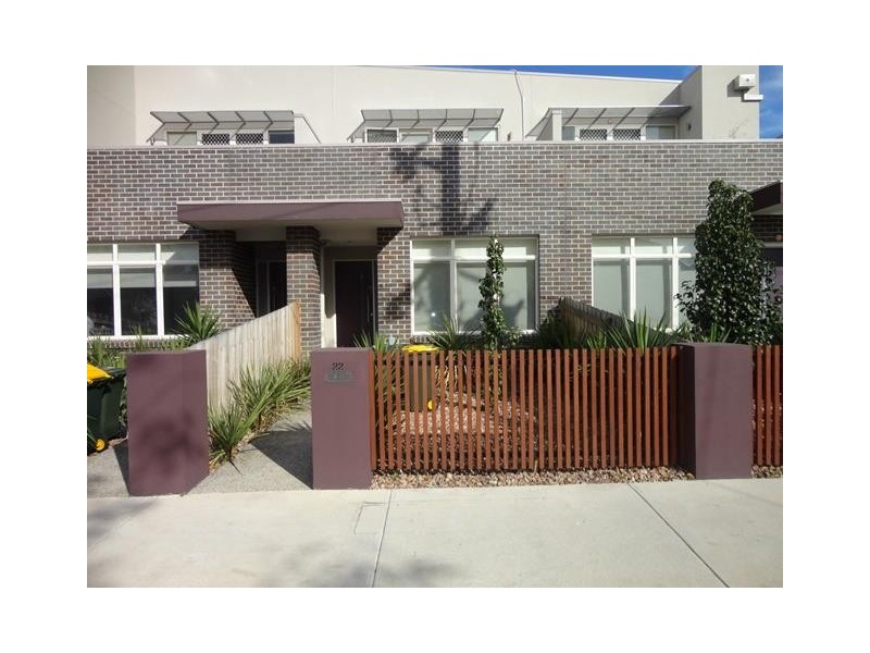 21/110-117 Moore Street, Coburg VIC 3058