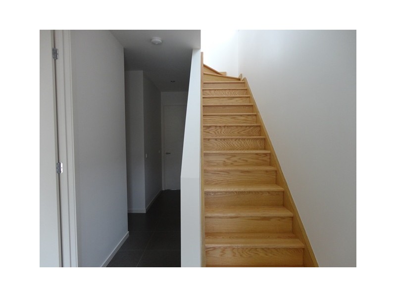 21/110-117 Moore Street, Coburg VIC 3058