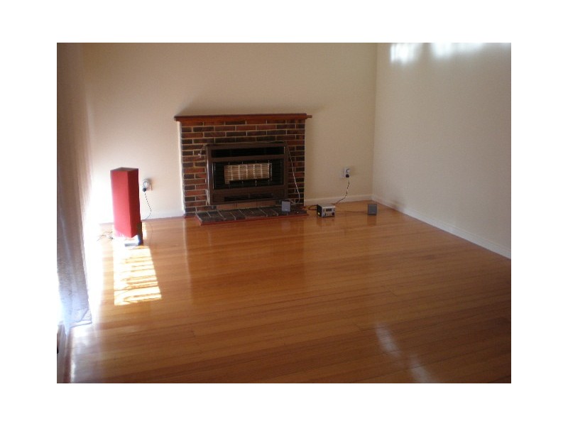 10 Richmond Street, Glenroy VIC 3046