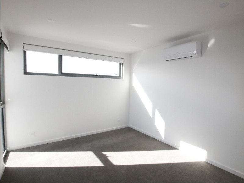 104/8-10 Barkly Street, Brunswick VIC 3056