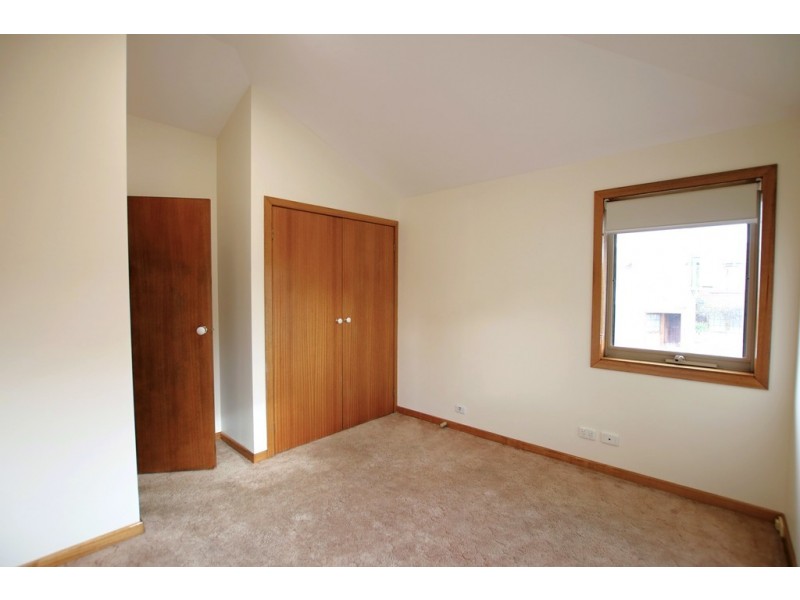 9A Moore Street, Coburg VIC 3058