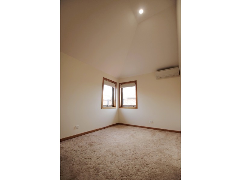 9A Moore Street, Coburg VIC 3058