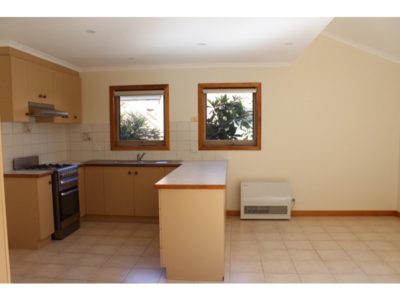 9A Moore Street, Coburg VIC 3058