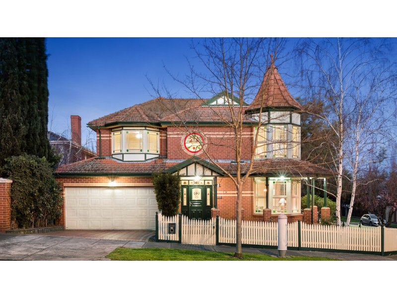 18 Carson Street, Kew VIC 3101