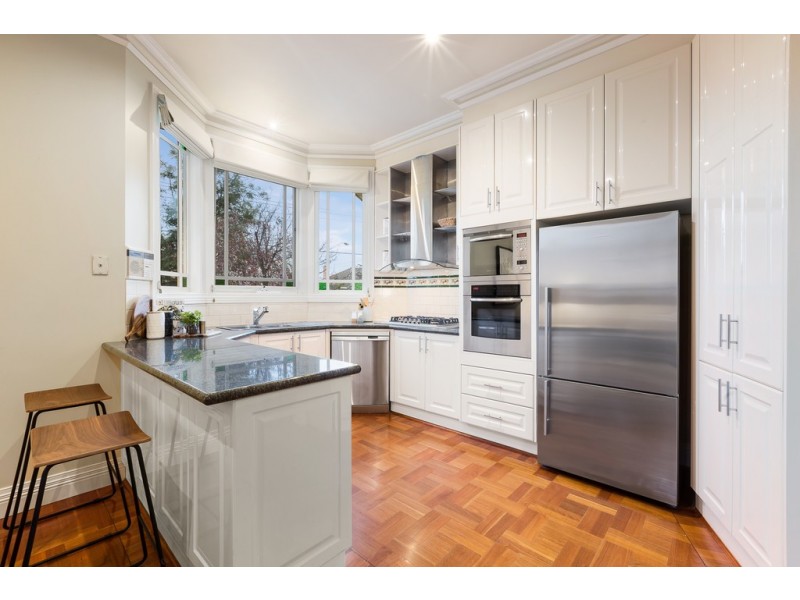 18 Carson Street, Kew VIC 3101