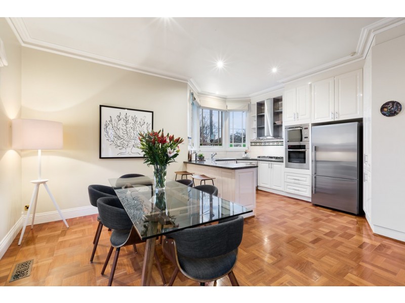 18 Carson Street, Kew VIC 3101