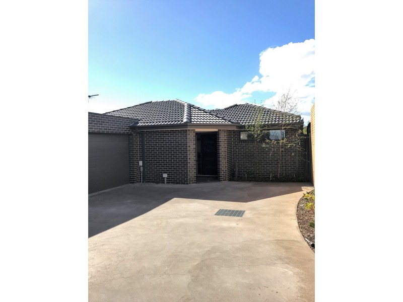 4/80 McIntosh Street, Airport West VIC 3042