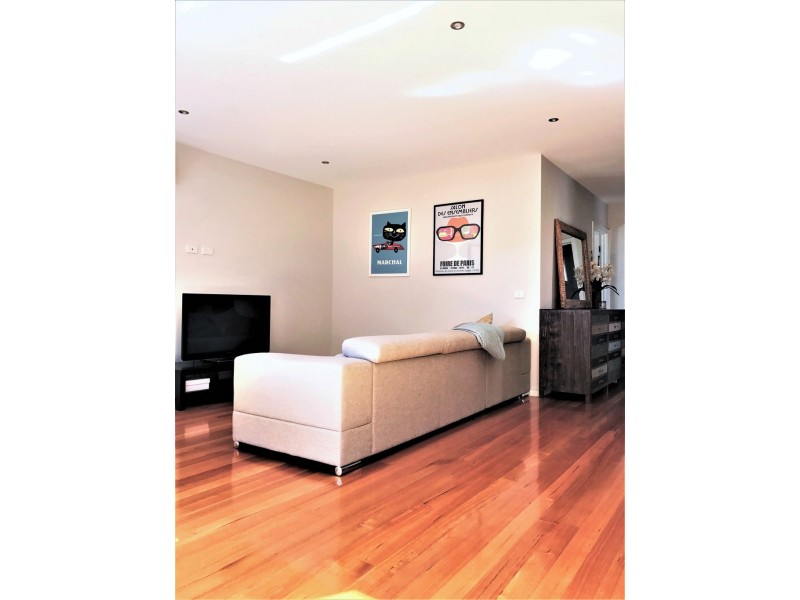 4/80 McIntosh Street, Airport West VIC 3042