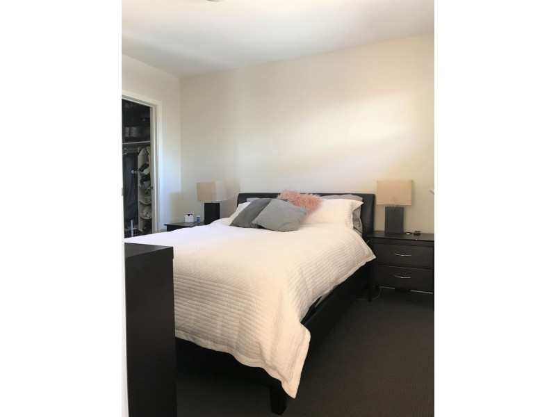 4/80 McIntosh Street, Airport West VIC 3042