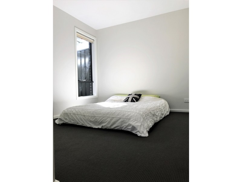 4/80 McIntosh Street, Airport West VIC 3042