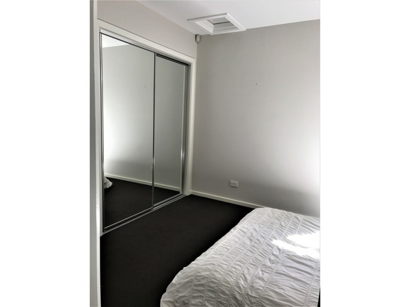 4/80 McIntosh Street, Airport West VIC 3042