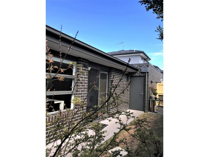 4/80 McIntosh Street, Airport West VIC 3042