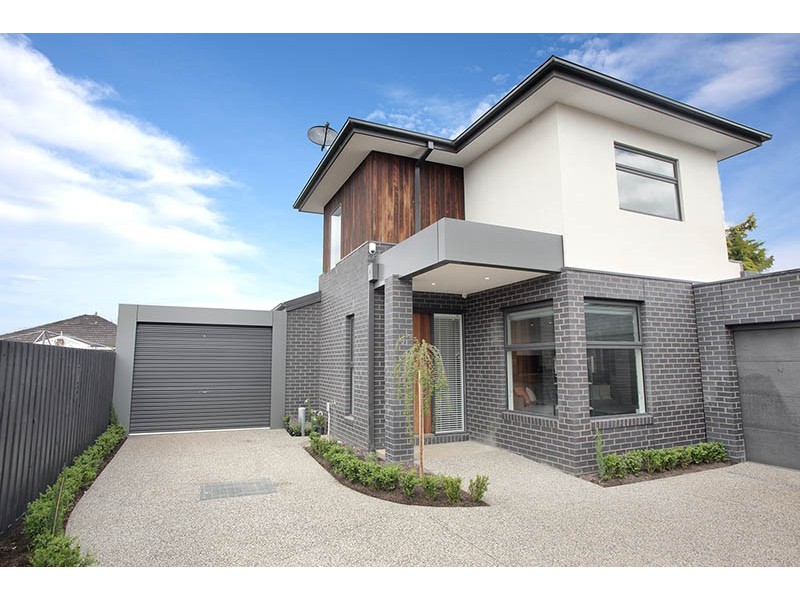 2/13 Surrey Street, Hadfield VIC 3046