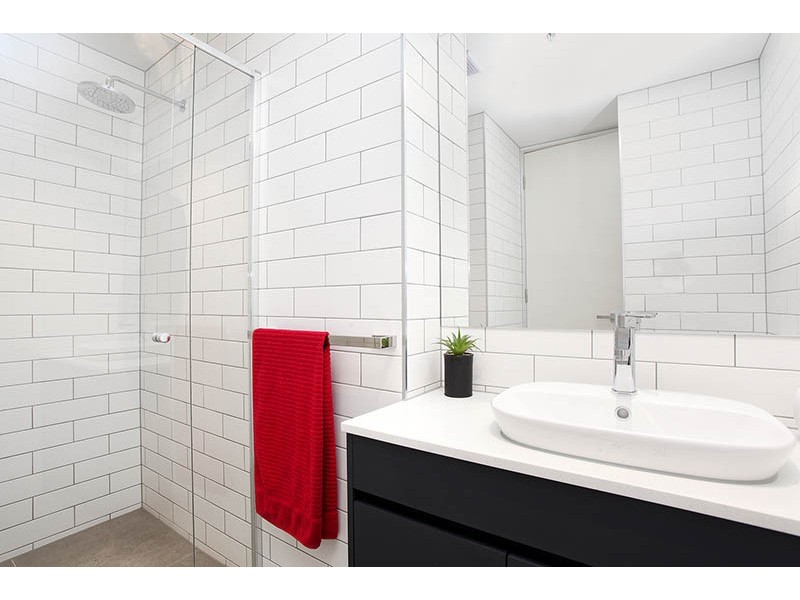 2.02/600 Nicholson Street, Fitzroy North VIC 3068