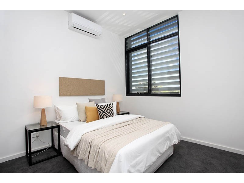 2.02/600 Nicholson Street, Fitzroy North VIC 3068