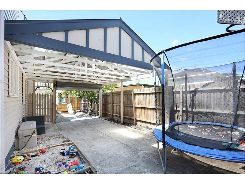 39 Farview Street, Glenroy VIC 3046