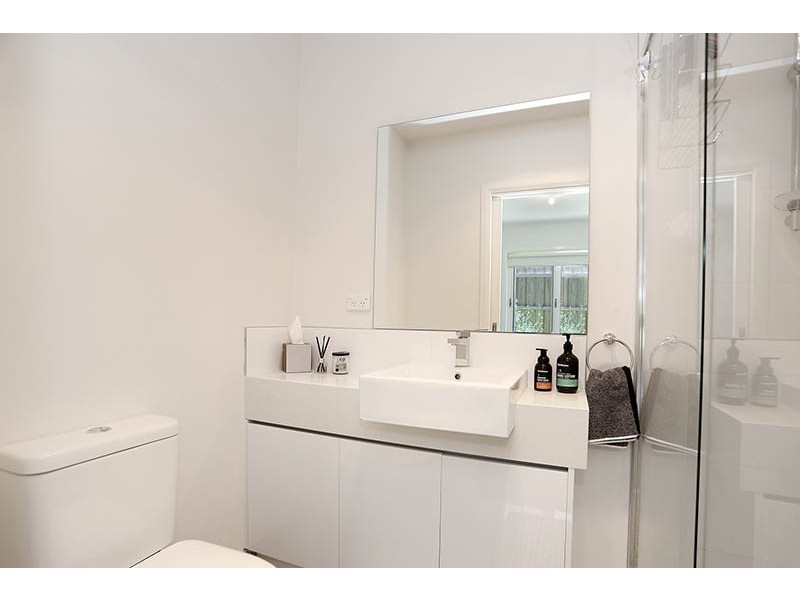 2/69 Heller Street, Brunswick West VIC 3055