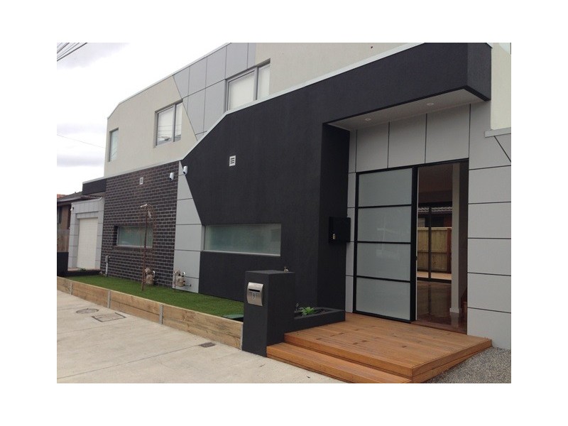 11 Sheffield Street, Brunswick West VIC 3055