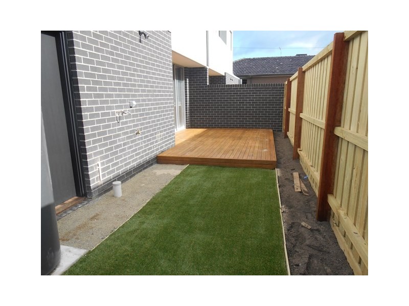 11 Sheffield Street, Brunswick West VIC 3055