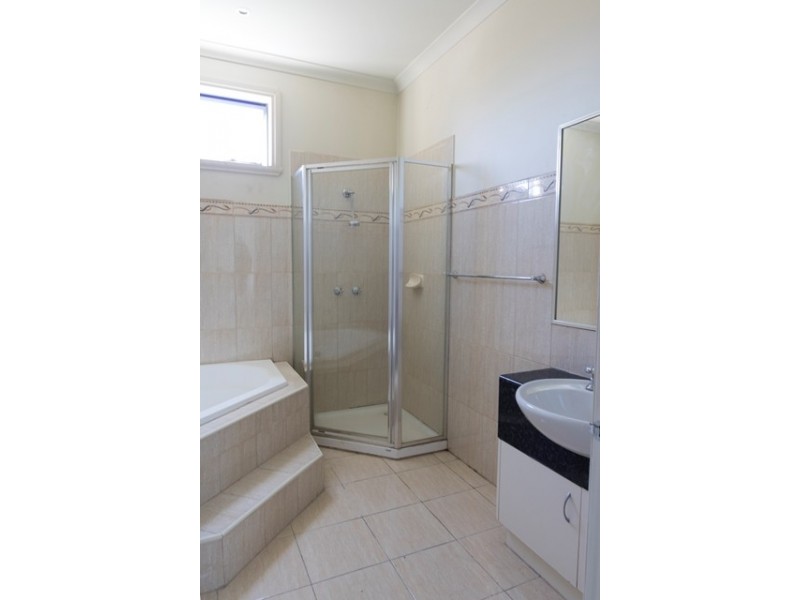 2A Delta Avenue, Coburg North VIC 3058