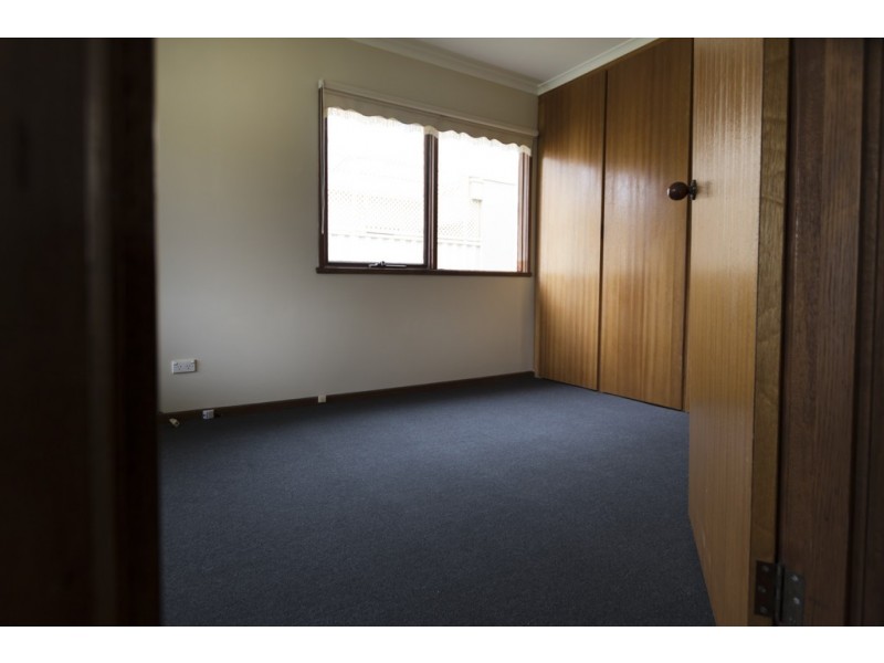 5 Caton Avenue, Coburg VIC 3058