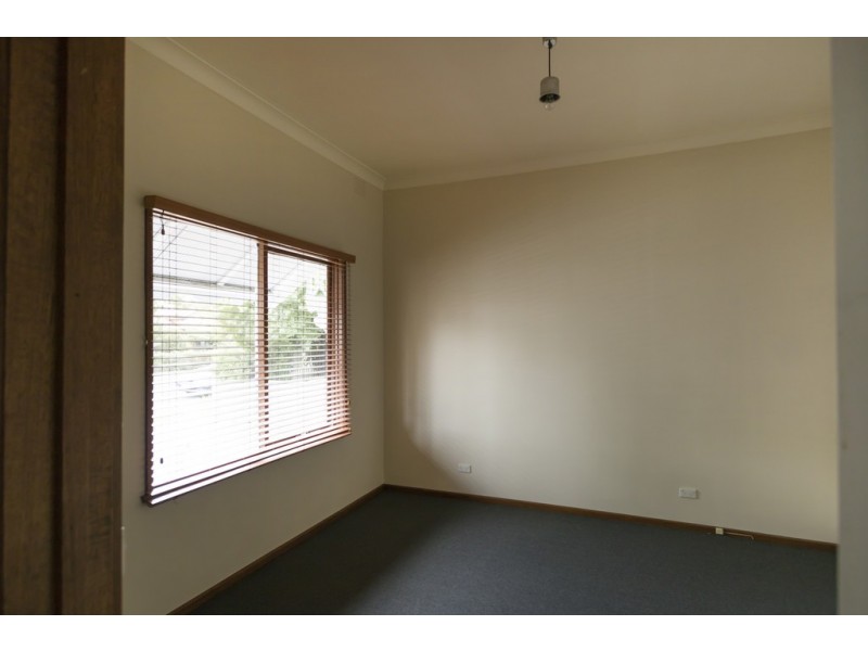 5 Caton Avenue, Coburg VIC 3058
