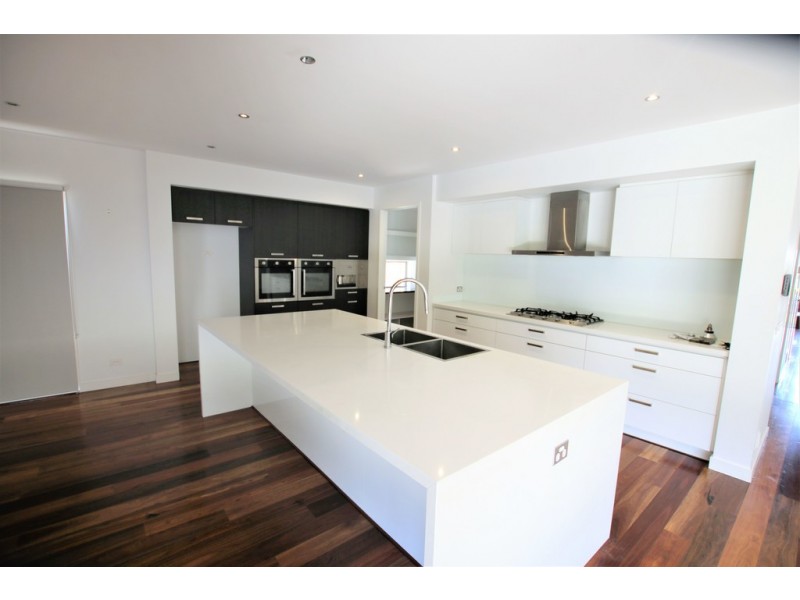 7 Lynn Street, Coburg VIC 3058