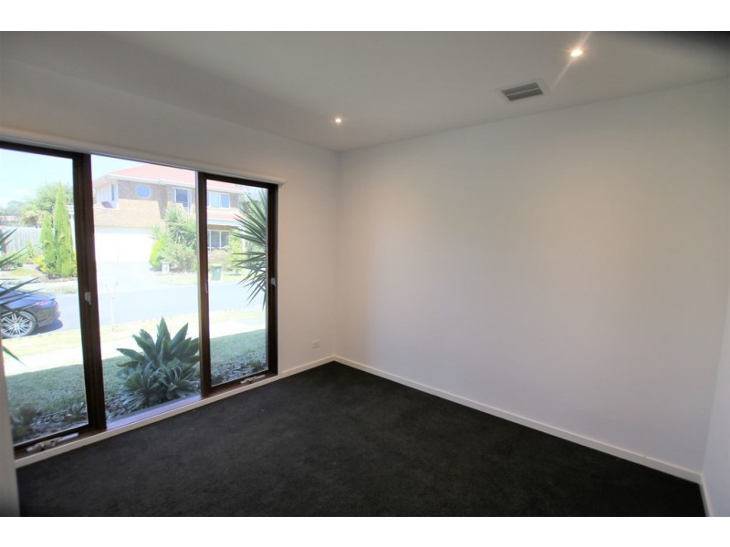 7 Lynn Street, Coburg VIC 3058