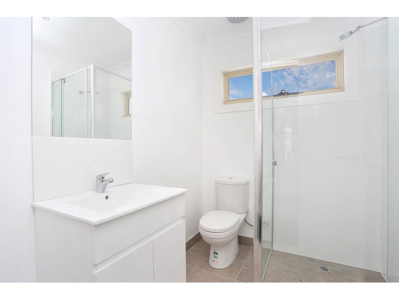 2/63 Mont Albert Drive, Campbellfield VIC 3061