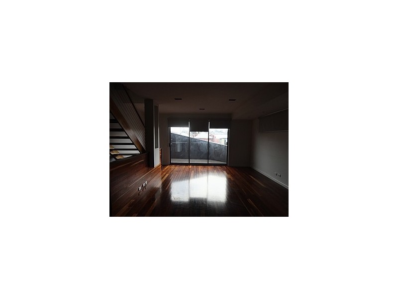 6/185 Moreland Road, Coburg VIC 3058