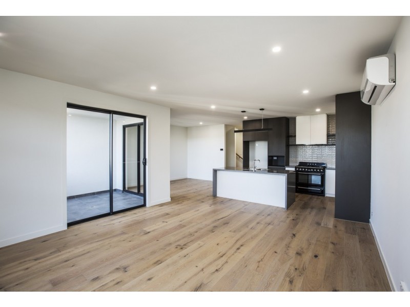 3/20 Austin Cresent, Pascoe Vale VIC 3044