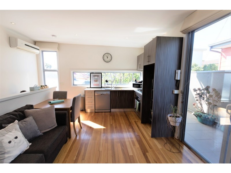 5/4 Mitchell Street, Brunswick VIC 3056